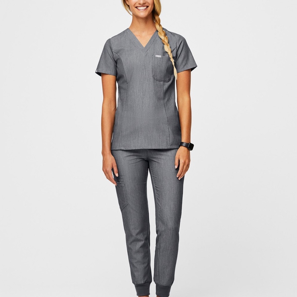 FIGS Scrub Set in Graphite - Size Small